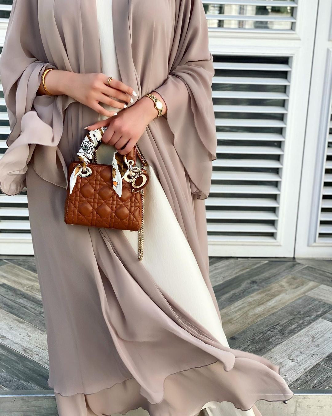 Chic Abaya Soft & Elegant Style